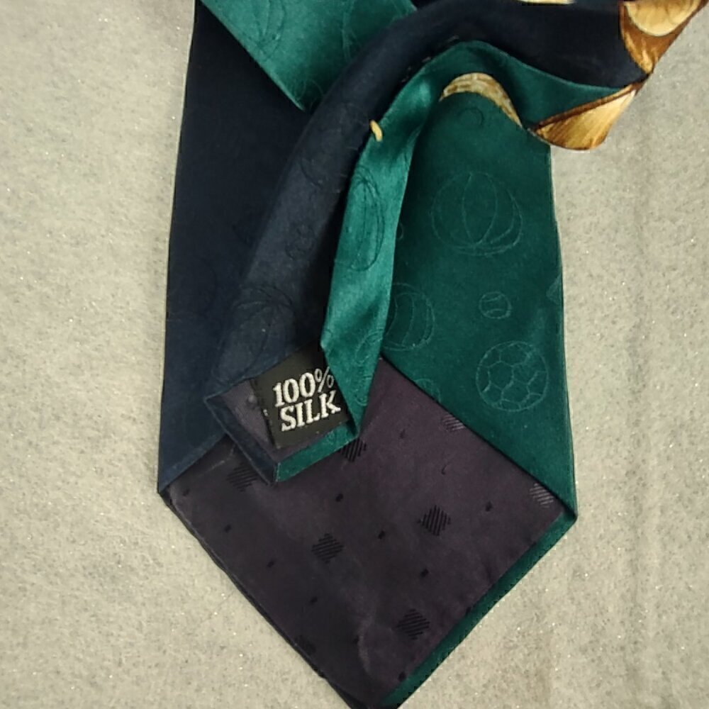 Evan-Picone Sport 100% Silk Golf Necktie Navy Teal Golf Clubs Balls Men’s Tie - Picture 7 of 8